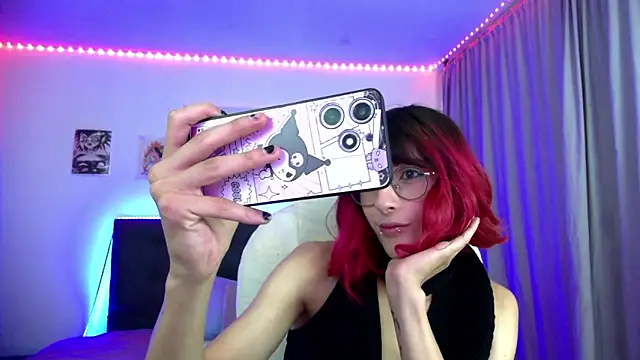 goth minerva online show from 01-10-26, 01:39