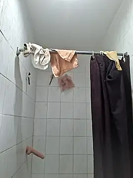 ItsBarbieBitcxxxx69 online show from 11-15-25, 12:58