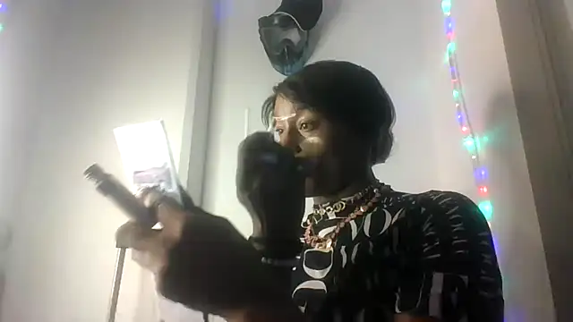 ItsBarbieBitcxxxx69 online show from 03-15-26, 02:51