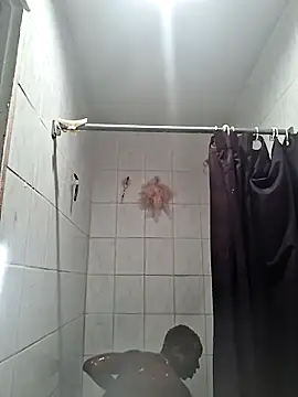 ItsBarbieBitcxxxx69 online show from 10-28-25, 02:12