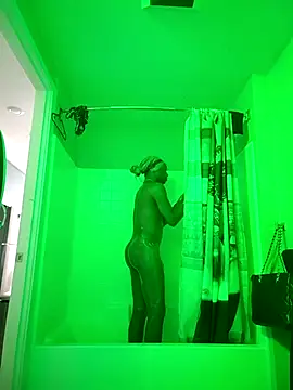 ItsBarbieBitcxxxx69 online show from 04-01-26, 05:43