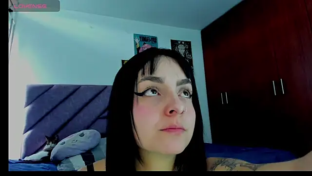 KARINNA  RAVEN online show from 06-01-26, 07:02