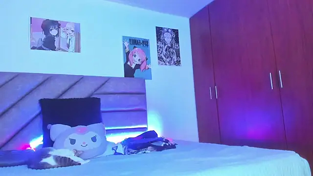 KARINNA  RAVEN online show from 01-14-26, 12:47