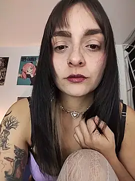 KARINNA  RAVEN online show from 05-15-26, 12:30