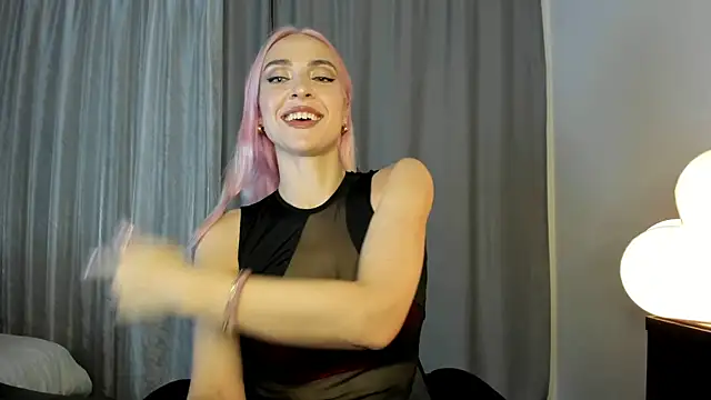 Snapshot of _Miss_Valentina_ chatting on 10-09-25, 01:44 Miss Valentina online show from 10-09-25, 01:44