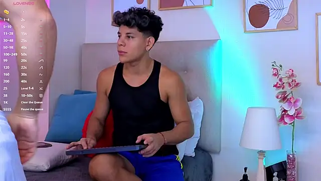 Almiboys online show from 07-08-26, 11:05