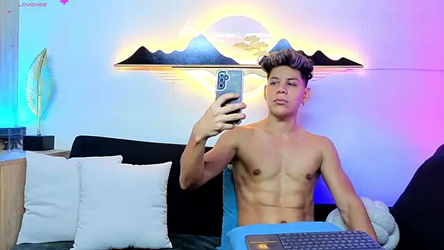 Almiboys online show from 03-12-26, 02:50