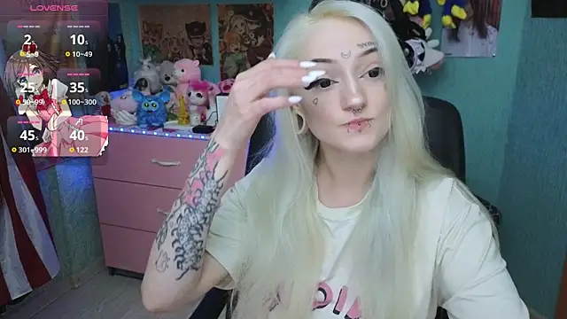 Manuela unicorn online show from 06-16-26, 07:36