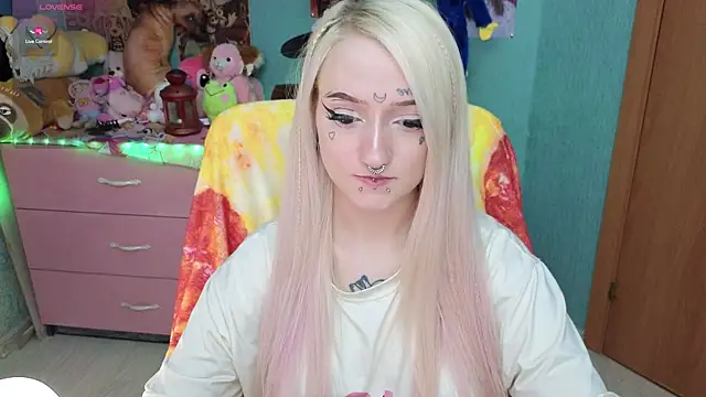 Manuela unicorn online show from 11-26-25, 03:17