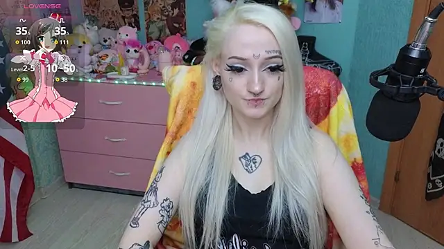 Manuela unicorn online show from 05-17-26, 08:53