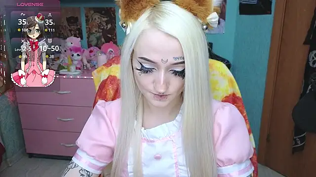 Manuela unicorn online show from 05-22-26, 09:02