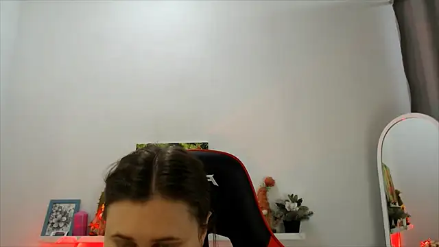 Lucky Lana online show from 01-16-26, 03:43