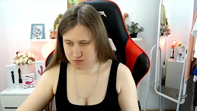 Lucky Lana online show from 05-13-26, 02:29