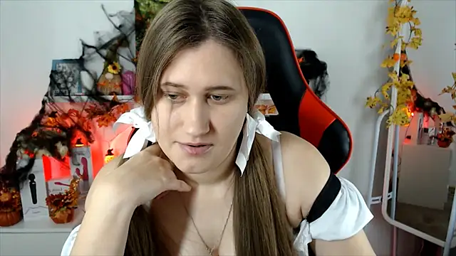 Lucky Lana online show from 10-23-25, 02:54