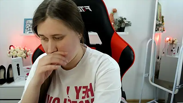 Lucky Lana online show from 03-05-26, 03:58