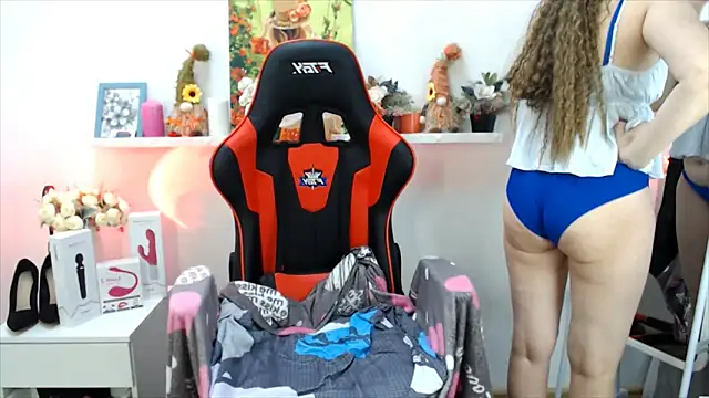 Lucky Lana online show from 02-12-26, 03:17