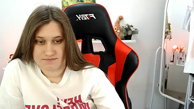 Lucky Lana online show from 03-27-26, 08:26