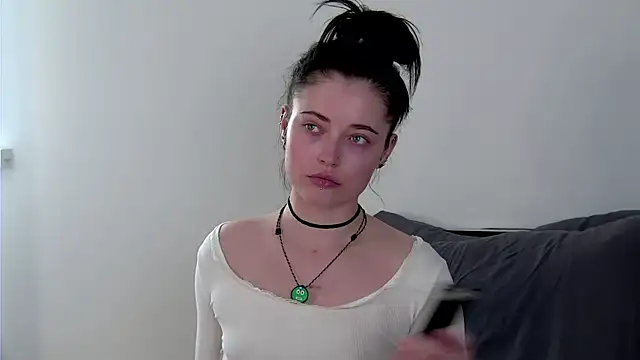 AshleyD  online show from 05-24-26, 01:33