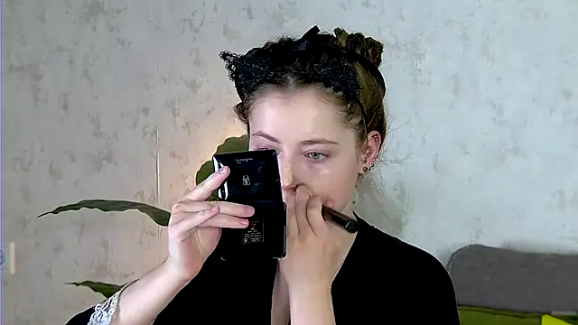 AshleyD  online show from 11-24-25, 03:28