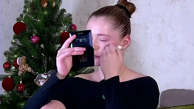 AshleyD  online show from 01-11-26, 12:56