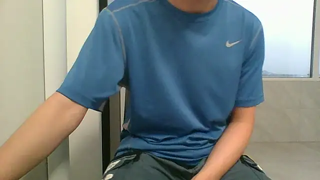 Snapshot of nole_china7 chatting on 07-08-26, 11:33 nole china7 online show from 07-08-26, 11:33