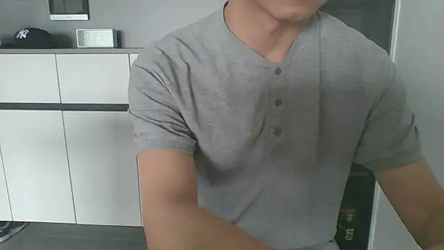 Snapshot of nole_china7 chatting on 06-14-26, 02:24 nole china7 online show from 06-14-26, 02:24