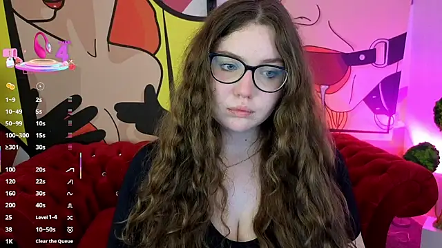 LuxSopphia online show from 05-28-26, 12:33