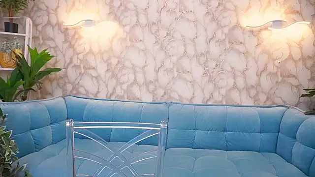 LuxSopphia online show from 11-14-25, 08:12