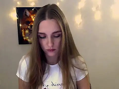 Doll Angelina online show from 12-01-25, 11:00