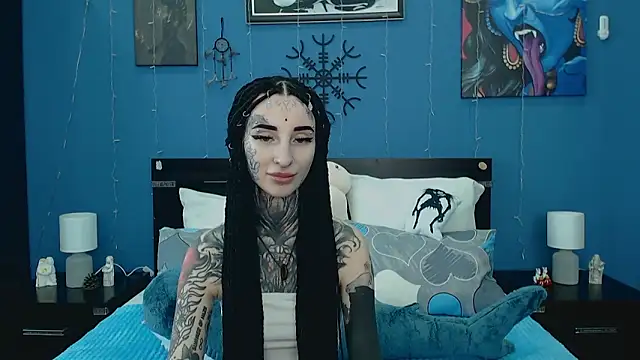 Velvetbat online show from 04-12-26, 07:11