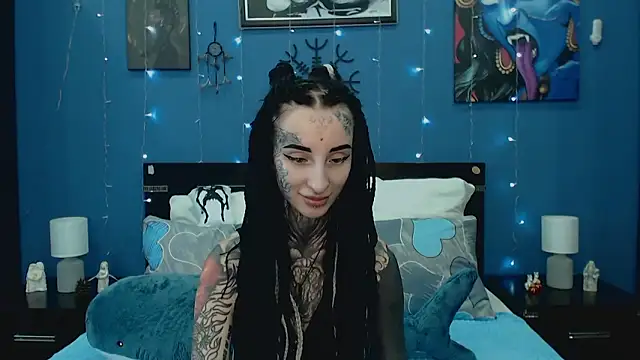 Velvetbat online show from 06-14-26, 07:42