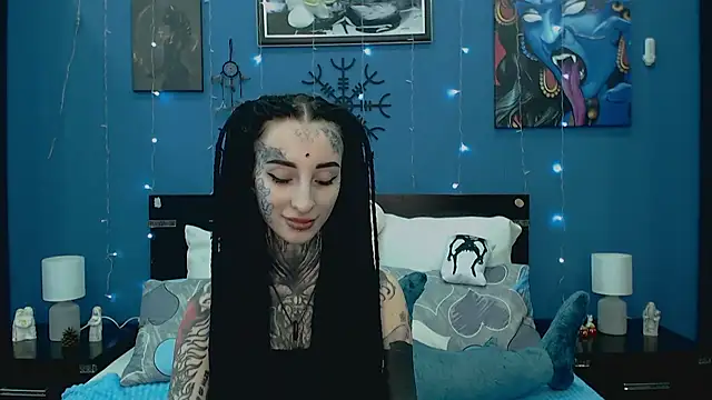 Snapshot of Velvetbat chatting on 05-08-26, 07:12 Velvetbat online show from 05-08-26, 07:12