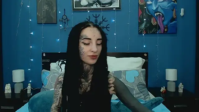 Velvetbat online show from 06-15-26, 07:08