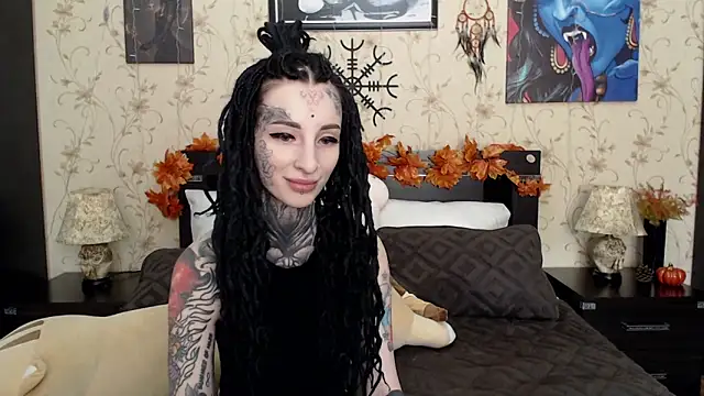Snapshot of Velvetbat chatting on 10-25-25, 07:29 Velvetbat online show from 10-25-25, 07:29