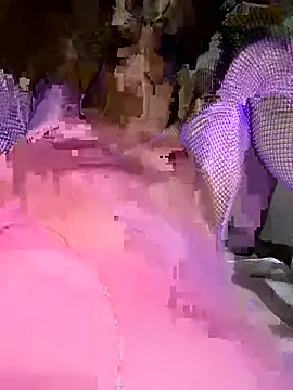 Lilbeezie81 online show from 02-09-26, 04:32