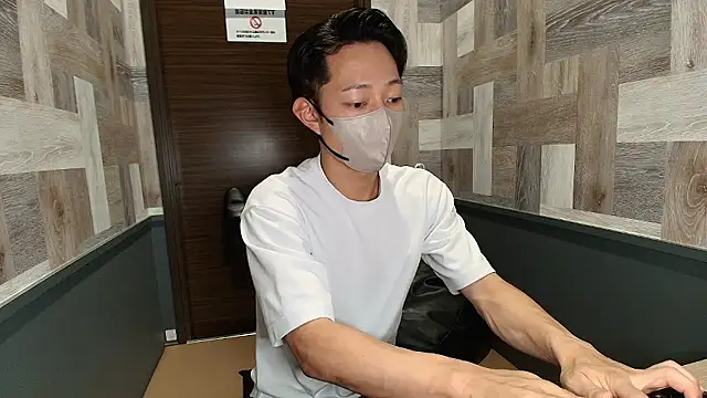 Snapshot of i_am_Hiro chatting on 07-10-26, 04:12 i am Hiro online show from 07-10-26, 04:12