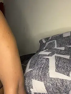 YummyMelanin117 online show from 10-26-25, 07:36