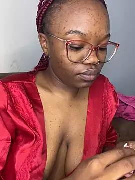 YummyMelanin117 online show from 05-04-26, 01:14