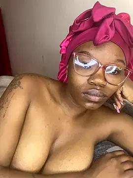 YummyMelanin117 online show from 11-15-25, 06:39