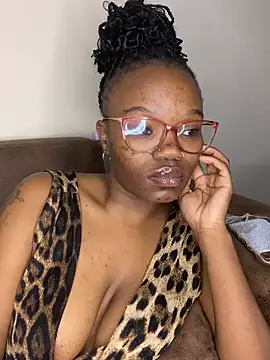 YummyMelanin117 online show from 03-11-26, 11:54