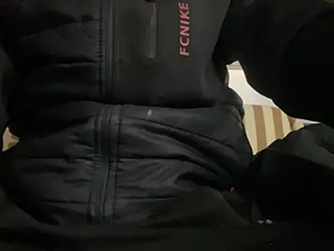 Snapshot of giyasbvnghkgkfk chatting on 04-10-26, 10:11 giyasbvnghkgkfk online show from 04-10-26, 10:11