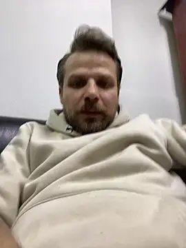 Snapshot of giyasbvnghkgkfk chatting on 04-04-26, 01:17 giyasbvnghkgkfk online show from 04-04-26, 01:17