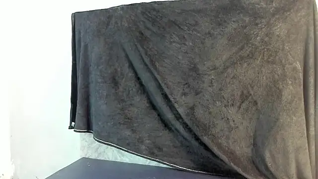 braces kourtney online show from 11-01-25, 02:29