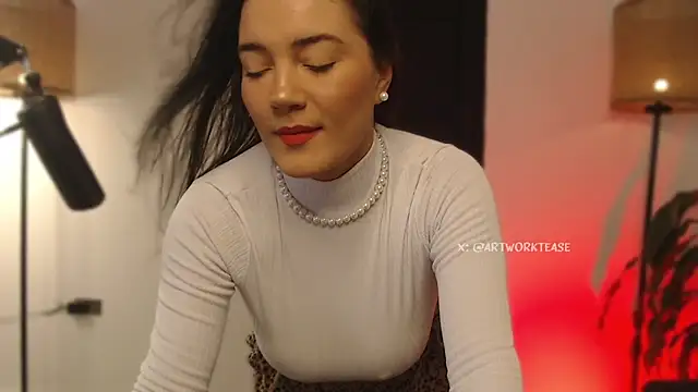 Artworktease online show from 03-12-25, 06:32