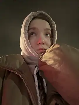 bambi lu online show from 11-17-25, 05:06