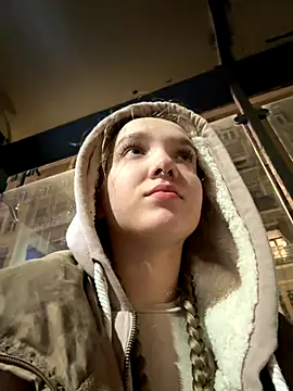 bambi lu online show from 11-13-25, 06:12