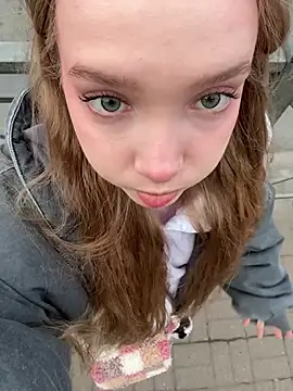 bambi lu online show from 04-14-26, 04:45