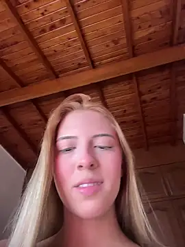 zaraquiinn online show from 11-17-25, 03:27