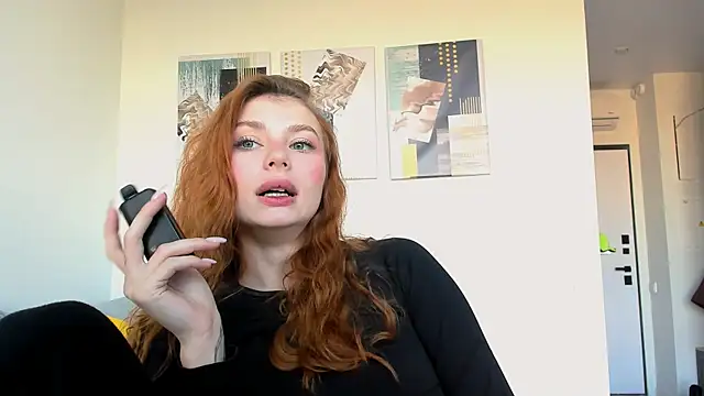 Snapshot of AngelaSwan chatting on 03-20-25, 12:00 AngelaSwan online show from 03-20-25, 12:00