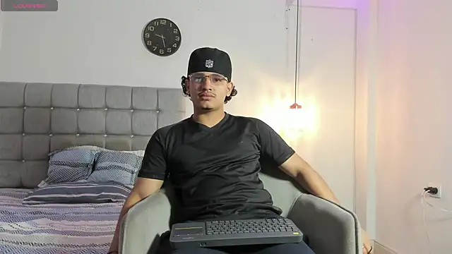 samxx muscle online show from 10-27-25, 02:51